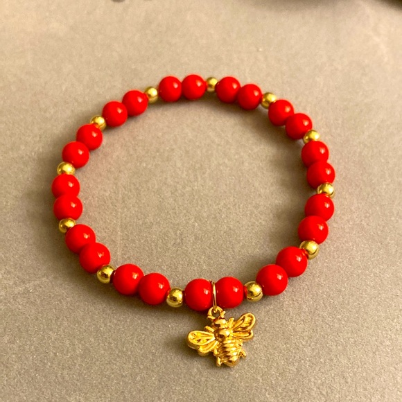 Beads red and gold bracelet ❤️⭐️ - Picture 2 of 3